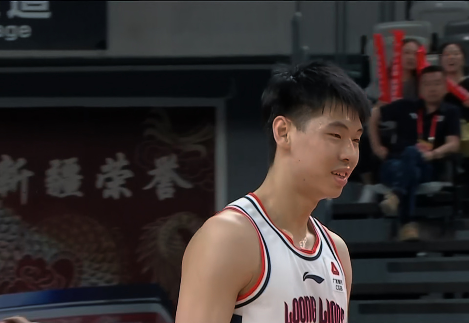 出战, 与补防胡金, 定是否代表